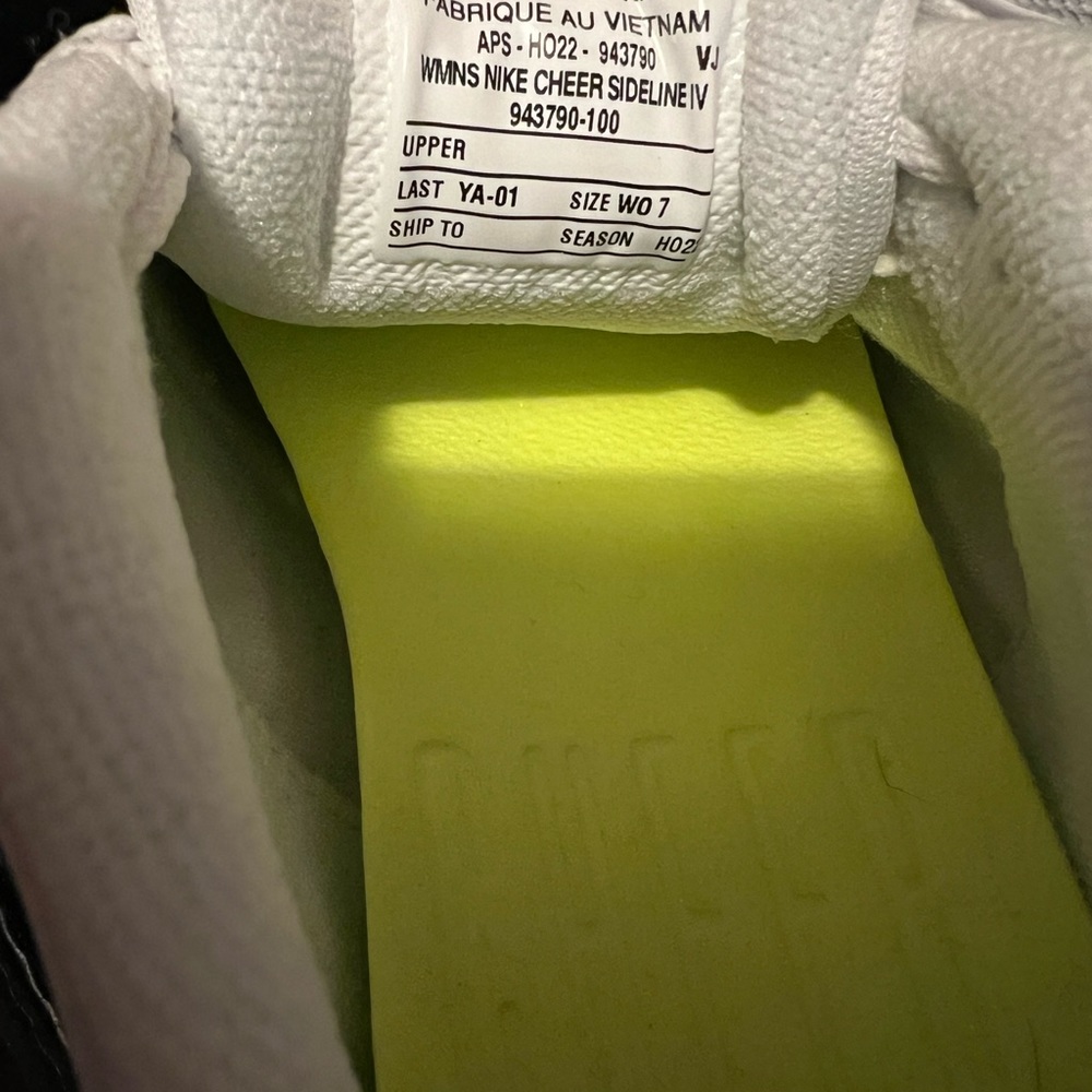 nike sideline cheer iv women's cheer shoe